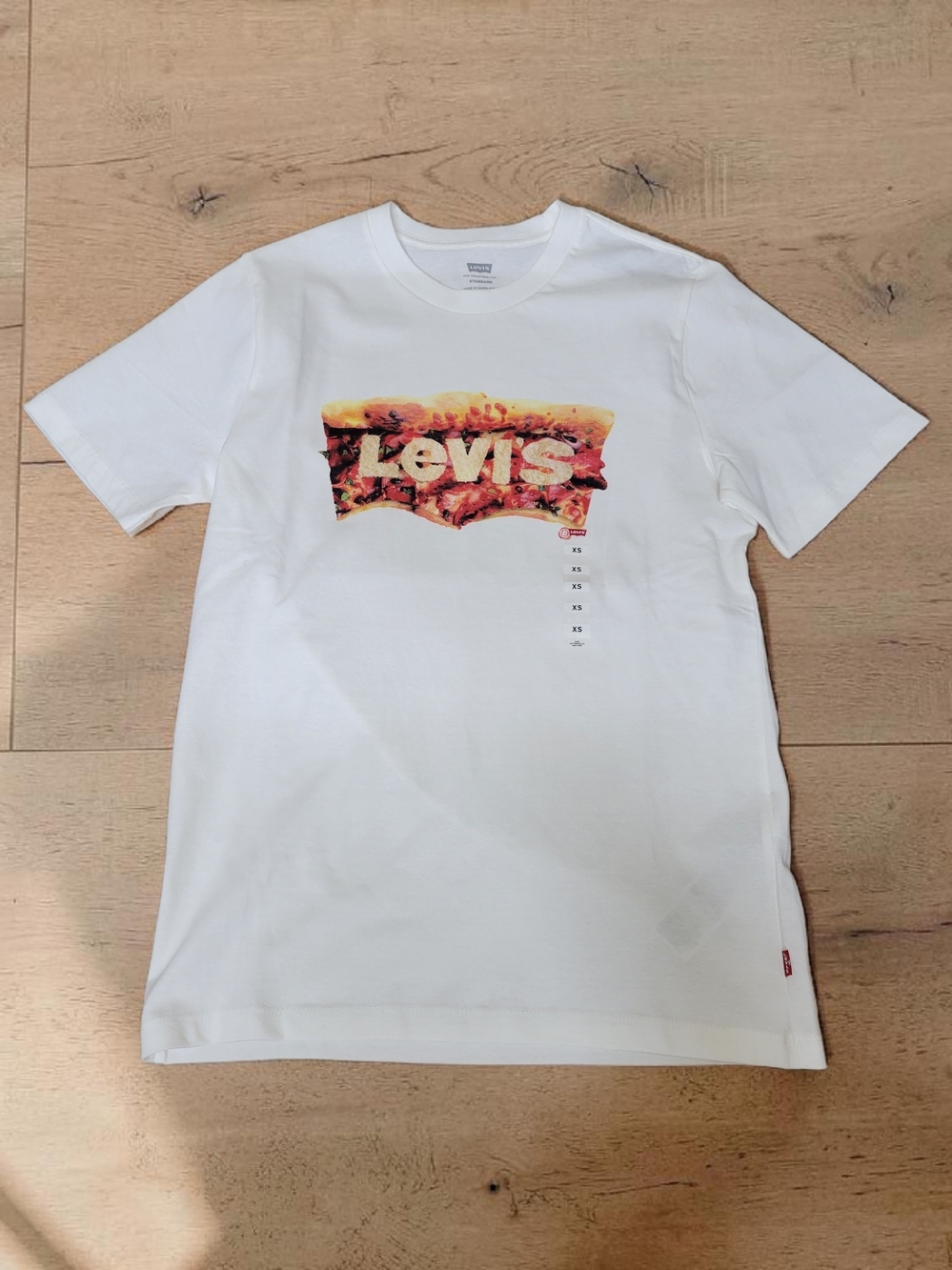 Levi's Standard Fit Graphic Logo T-Shirt | NWT